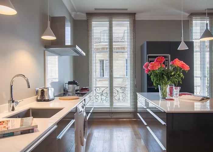 T4 Cours De L'intendance 4* Μπορντό